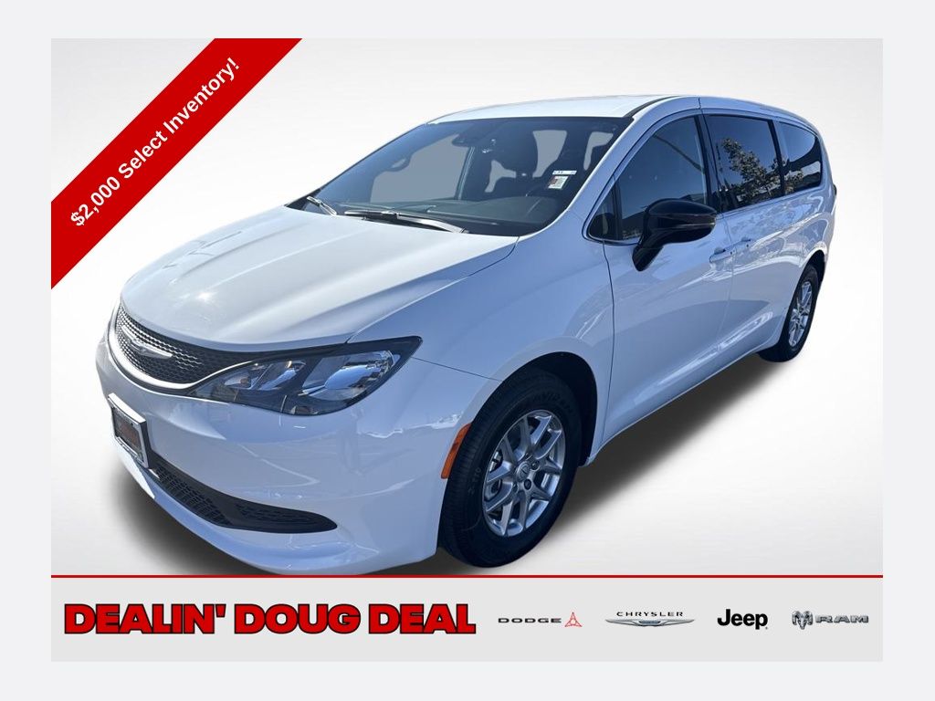 2026 Chrysler Voyager LX's photo