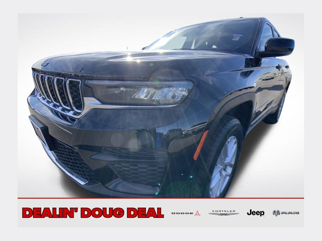 New 2026 Jeep Grand Cherokee Laredo Sport Utility