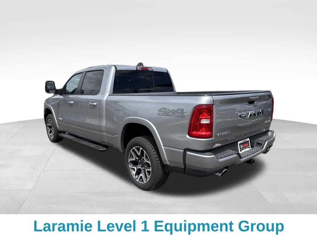 2025 Ram 1500 Laramie photo 3