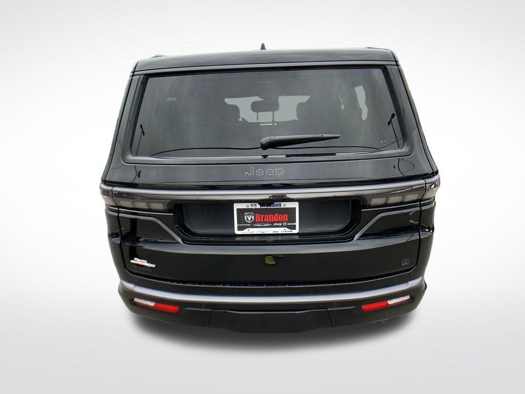 New 2026 Jeep Grand Wagoneer Base Sport Utility