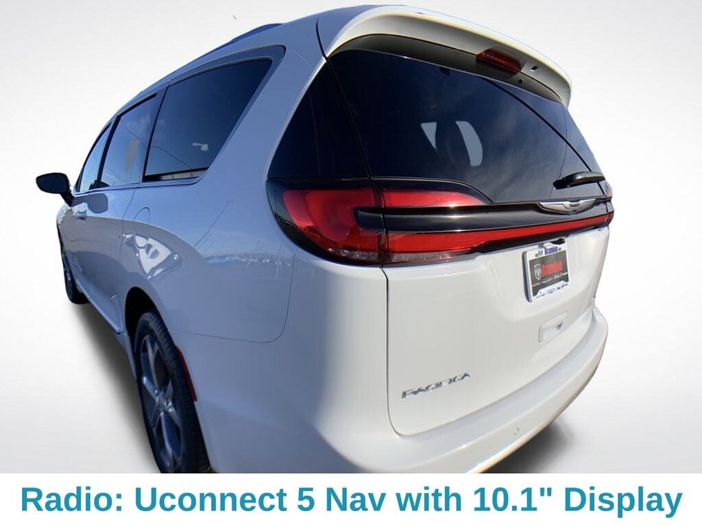 New 2026 Chrysler Pacifica Pinnacle Passenger Van