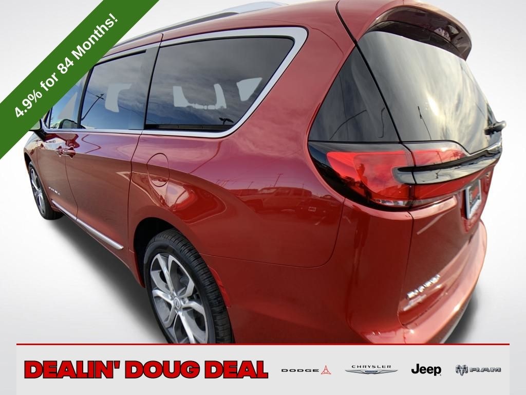 New 2026 Chrysler Pacifica Pinnacle Passenger Van