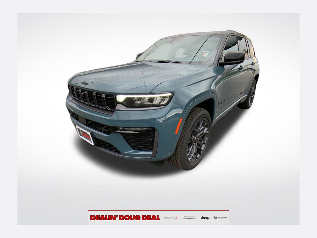 2026 Jeep Grand Cherokee Summit 4x4's photo
