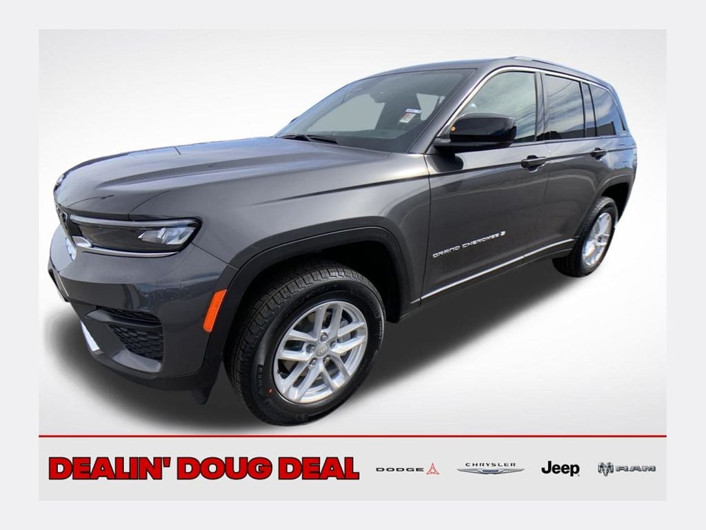 New 2026 Jeep Grand Cherokee Laredo Sport Utility