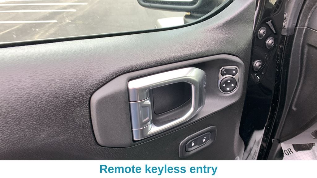 2025 Jeep Wrangler 4-Door Rubicon - Photo 13