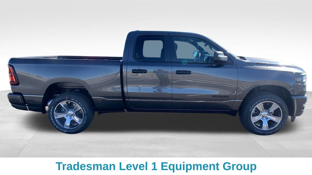 2025 Ram 1500 Tradesman photo 2