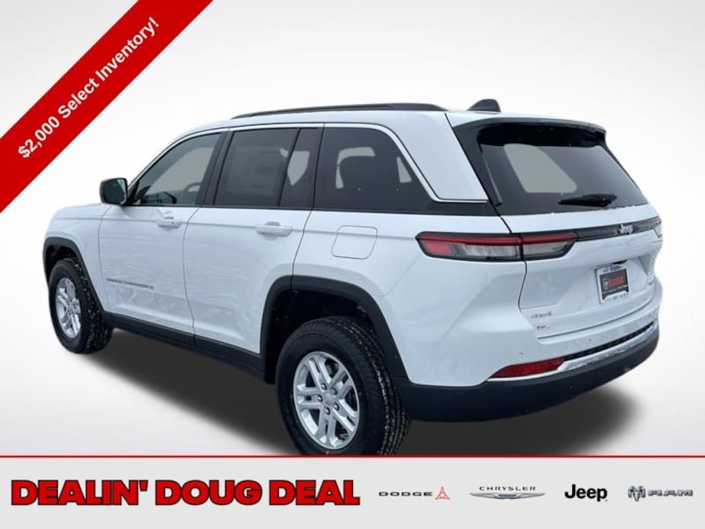New 2025 Jeep Grand Cherokee Laredo Sport Utility