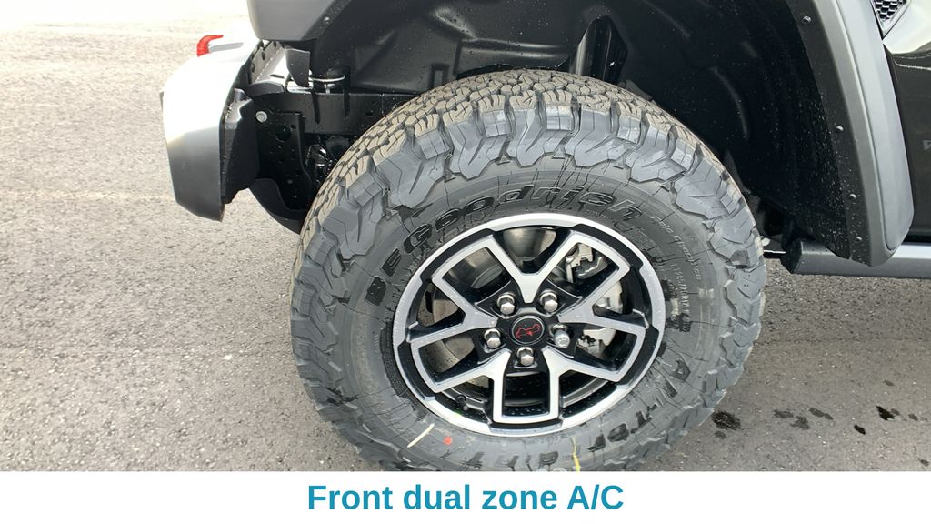 2025 Jeep Wrangler 4-Door Rubicon - Photo 11