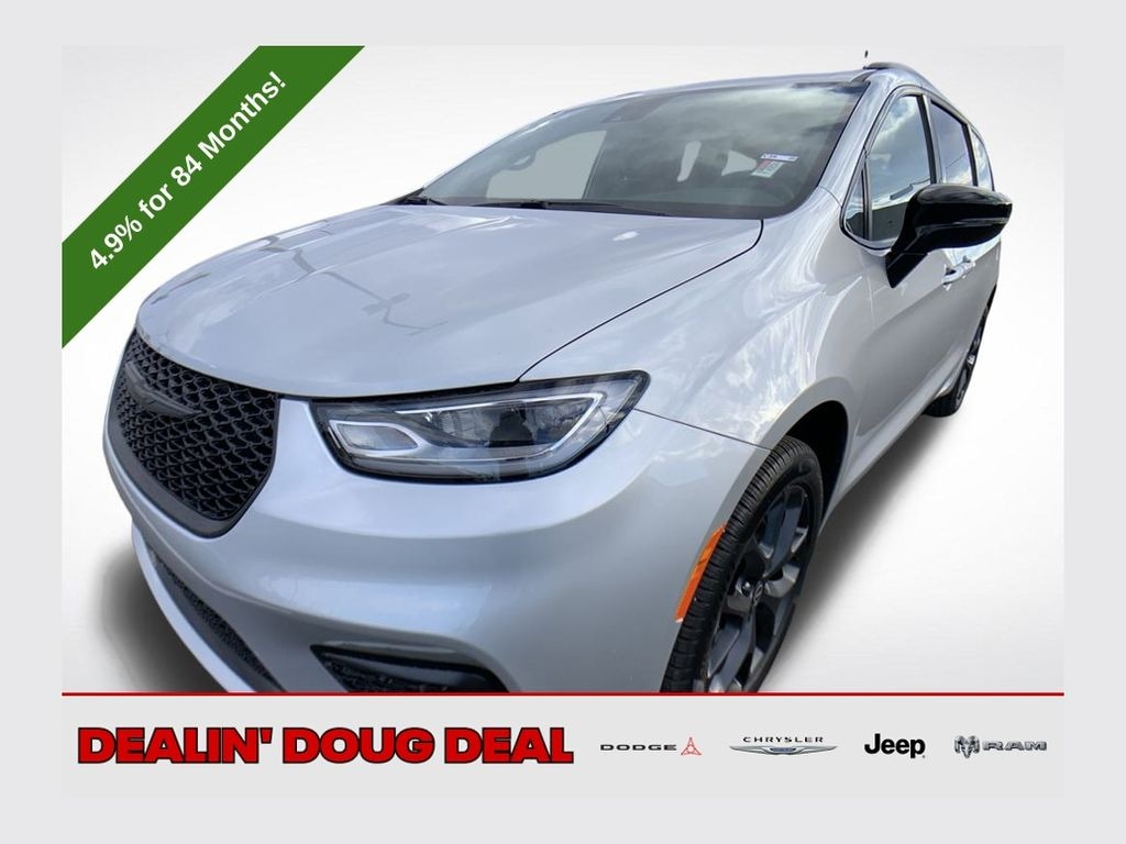 New 2026 Chrysler Pacifica Select Passenger Van