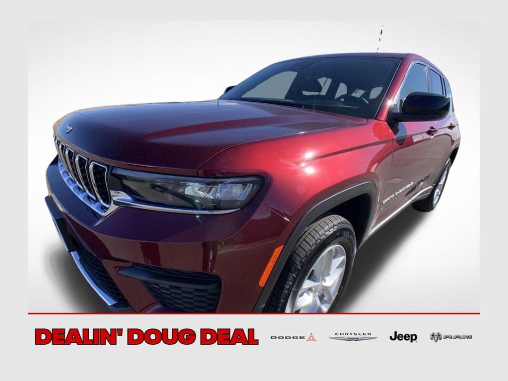 New 2026 Jeep Grand Cherokee Laredo Sport Utility