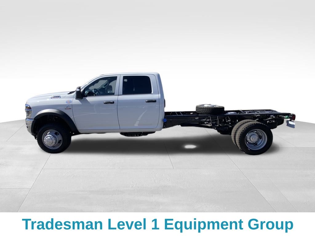 2026 Ram 5500 Tradesman photo 2