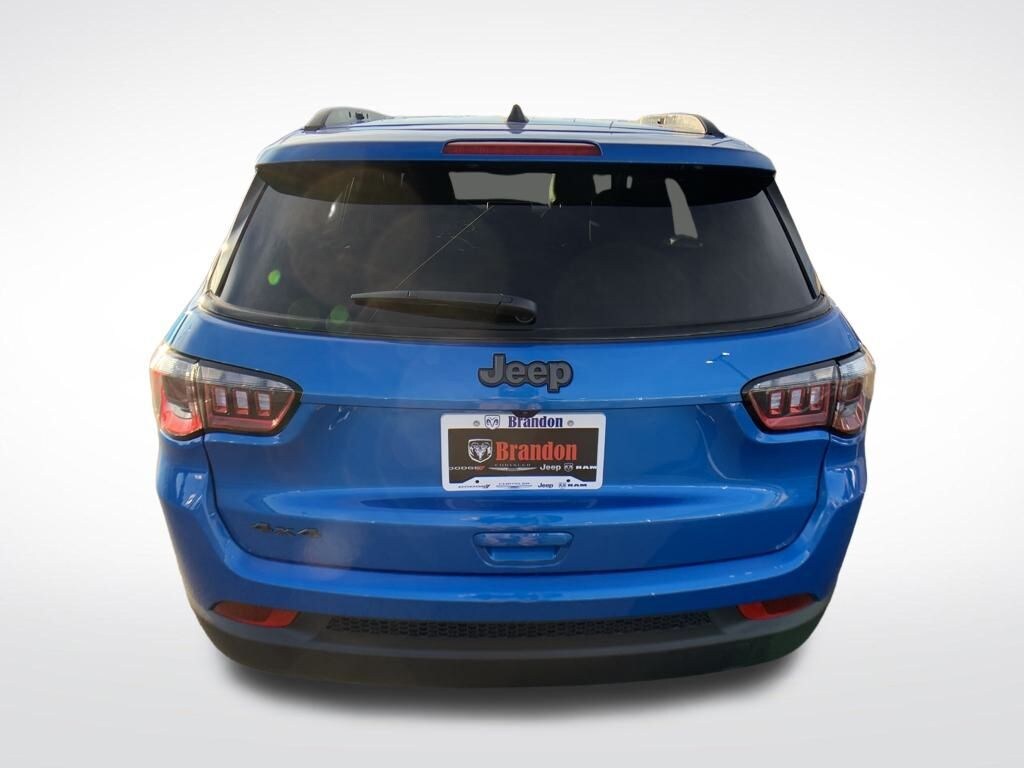 New 2026 Jeep Compass Latitude Sport Utility