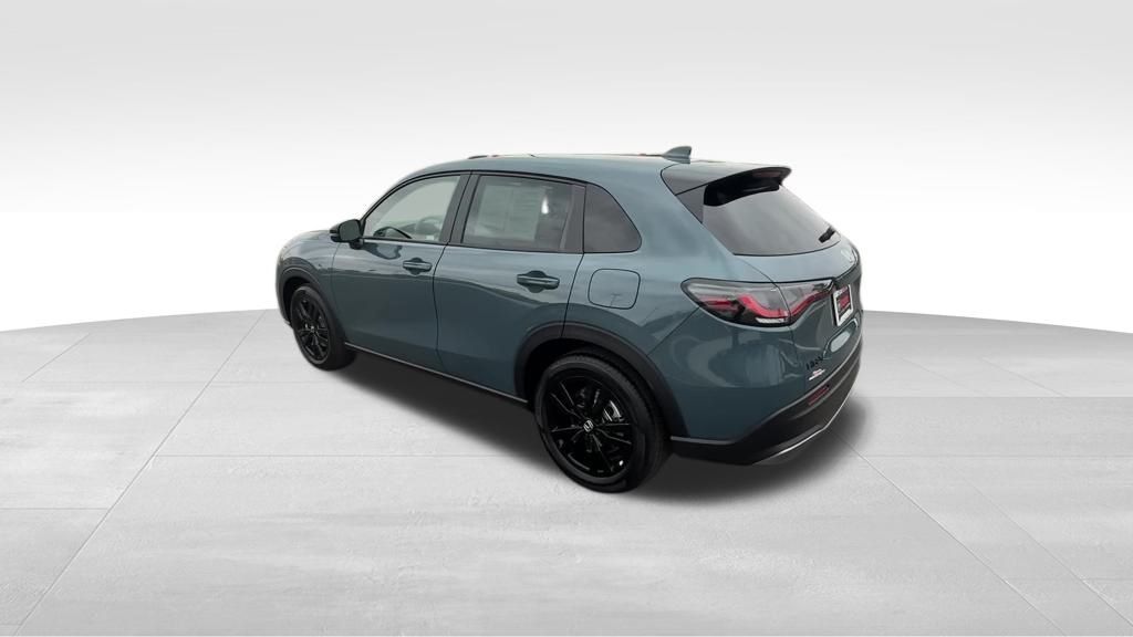 2026 Honda HR-V Sport photo 3