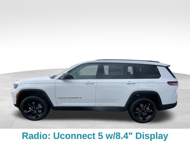 2025 Jeep Grand Cherokee Altitude X photo 2