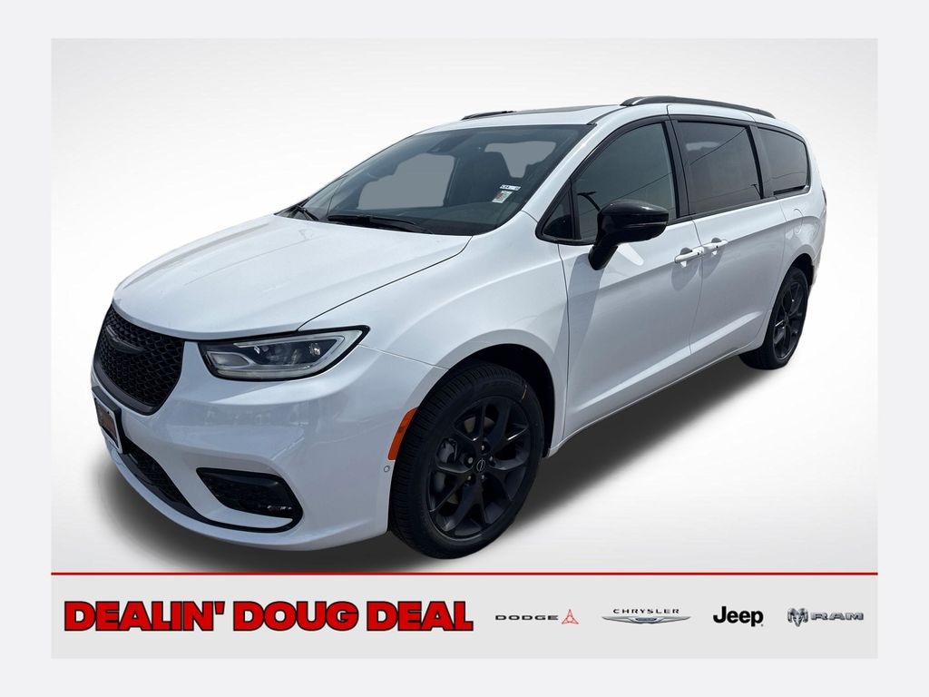 New 2026 Chrysler Pacifica Limited Minivan/Van