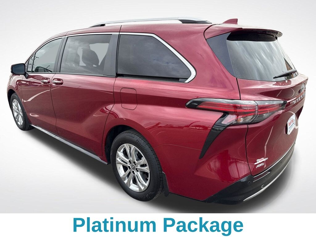 Certified 2024 Toyota Sienna Platinum Minivan/Van
