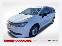 2026 Chrysler Voyager LX Minivan/Van