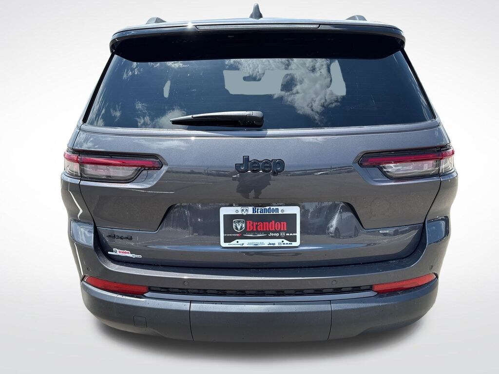 New 2026 Jeep Grand Cherokee L Altitude SUV