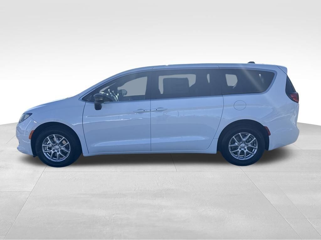 New 2026 Chrysler Voyager LX Minivan/Van