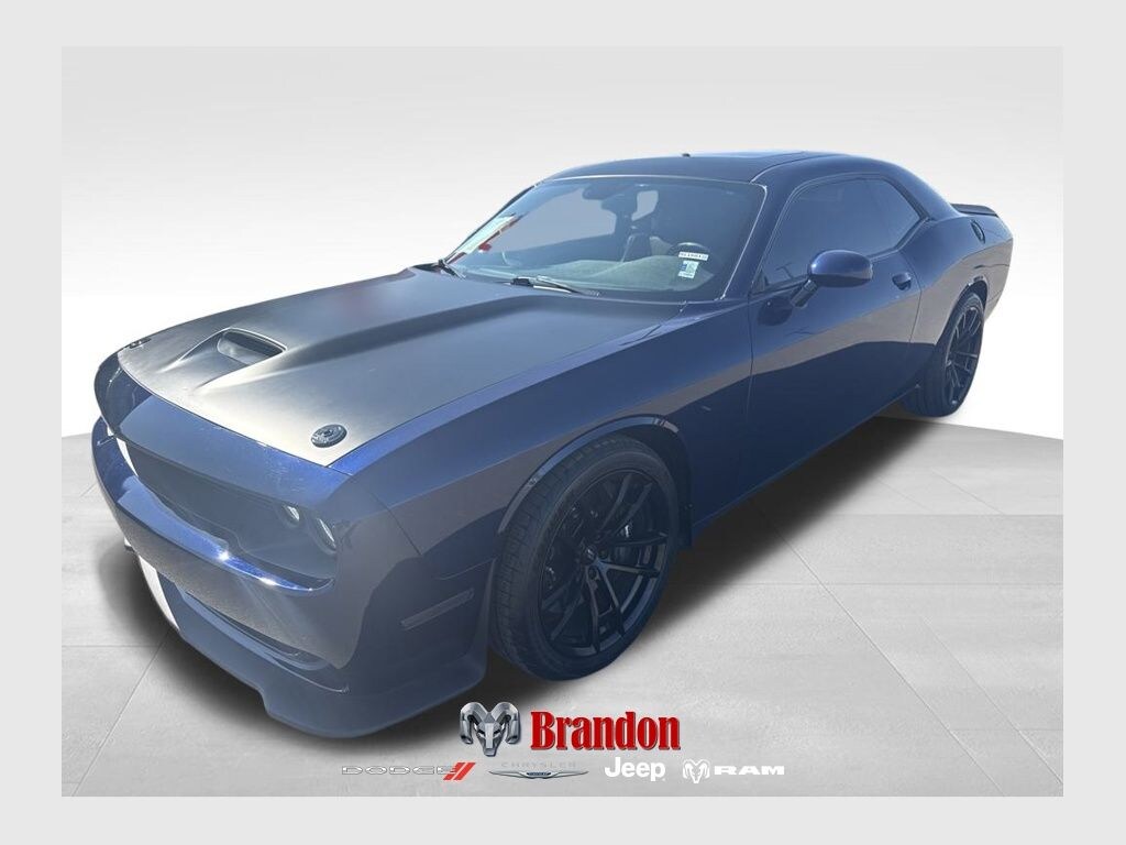 Used 2017 Dodge Challenger R/T Coupe