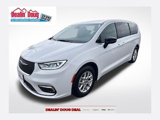 2024 Chrysler Pacifica Touring Minivan/Van
