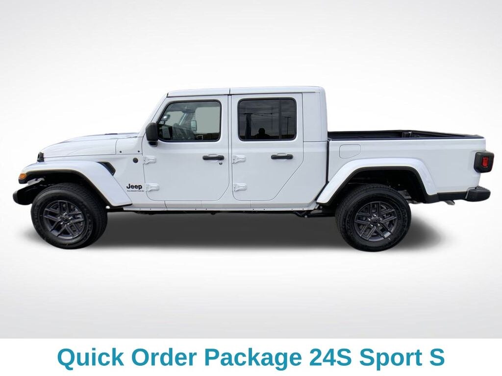New 2026 Jeep Gladiator Sport S Truck