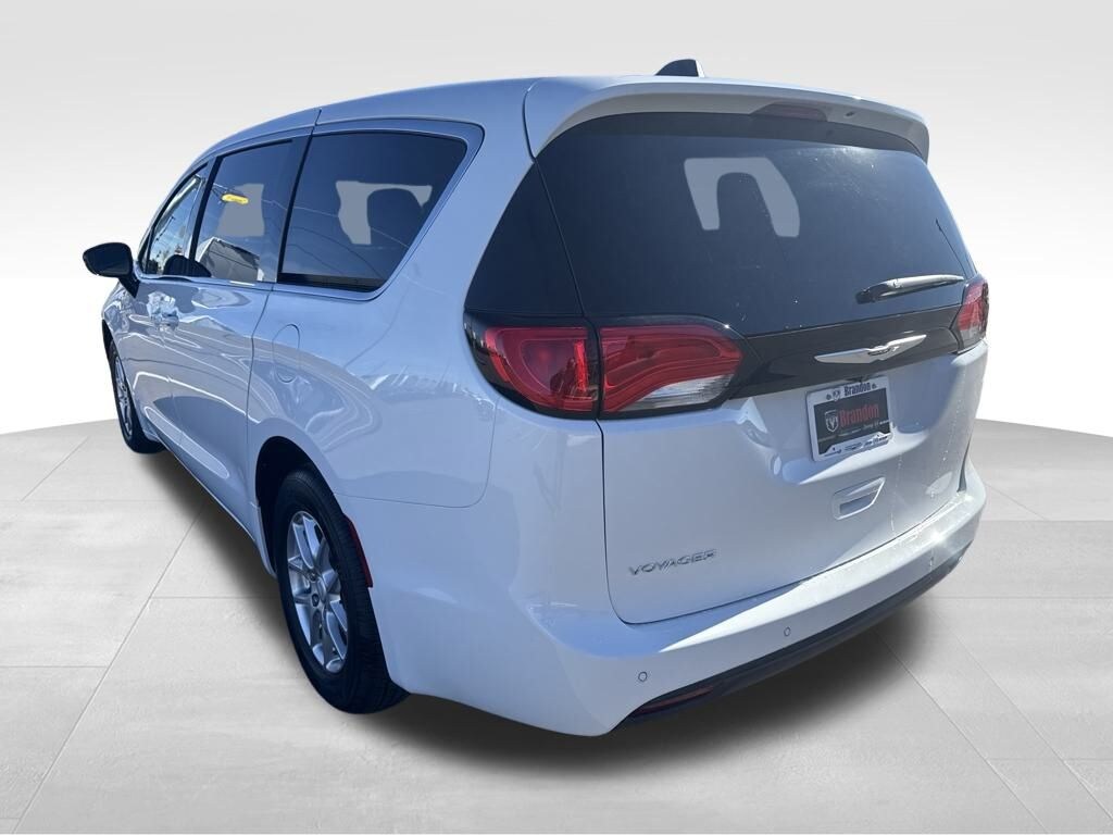 New 2026 Chrysler Voyager LX Minivan/Van
