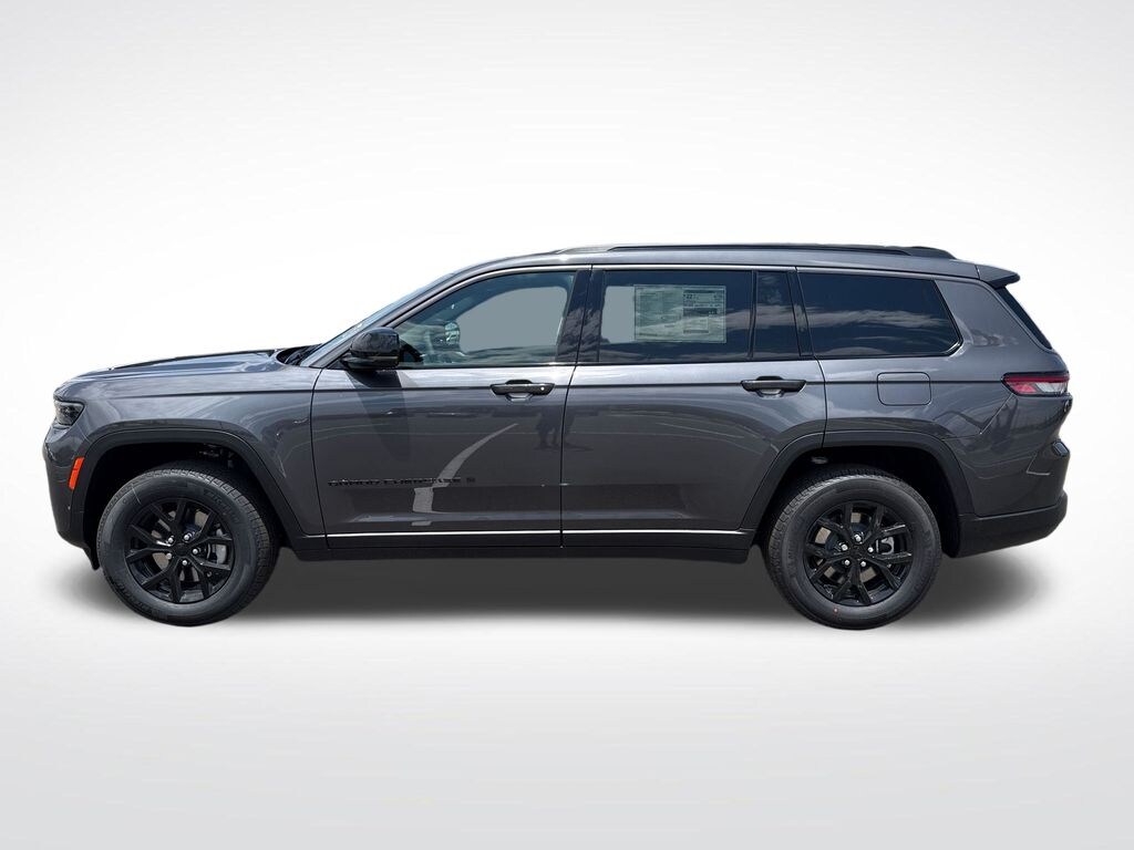 New 2026 Jeep Grand Cherokee L Altitude SUV