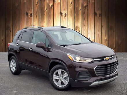 Featured Used 2020 Chevrolet Trax LT FWD  LT for sale in Tampa, FL