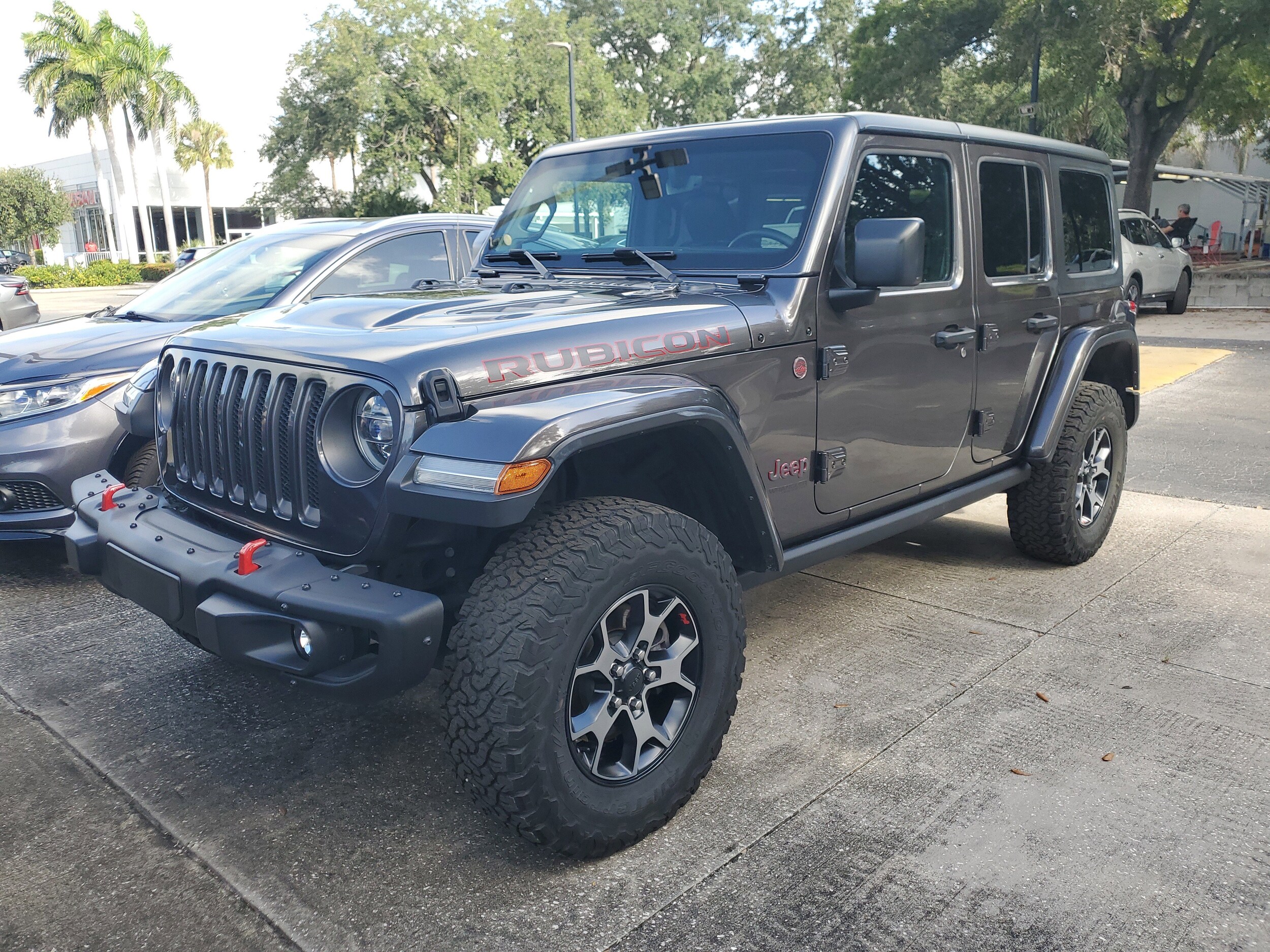 2019 Jeep Wrangler Unlimited Rubicon photo 2