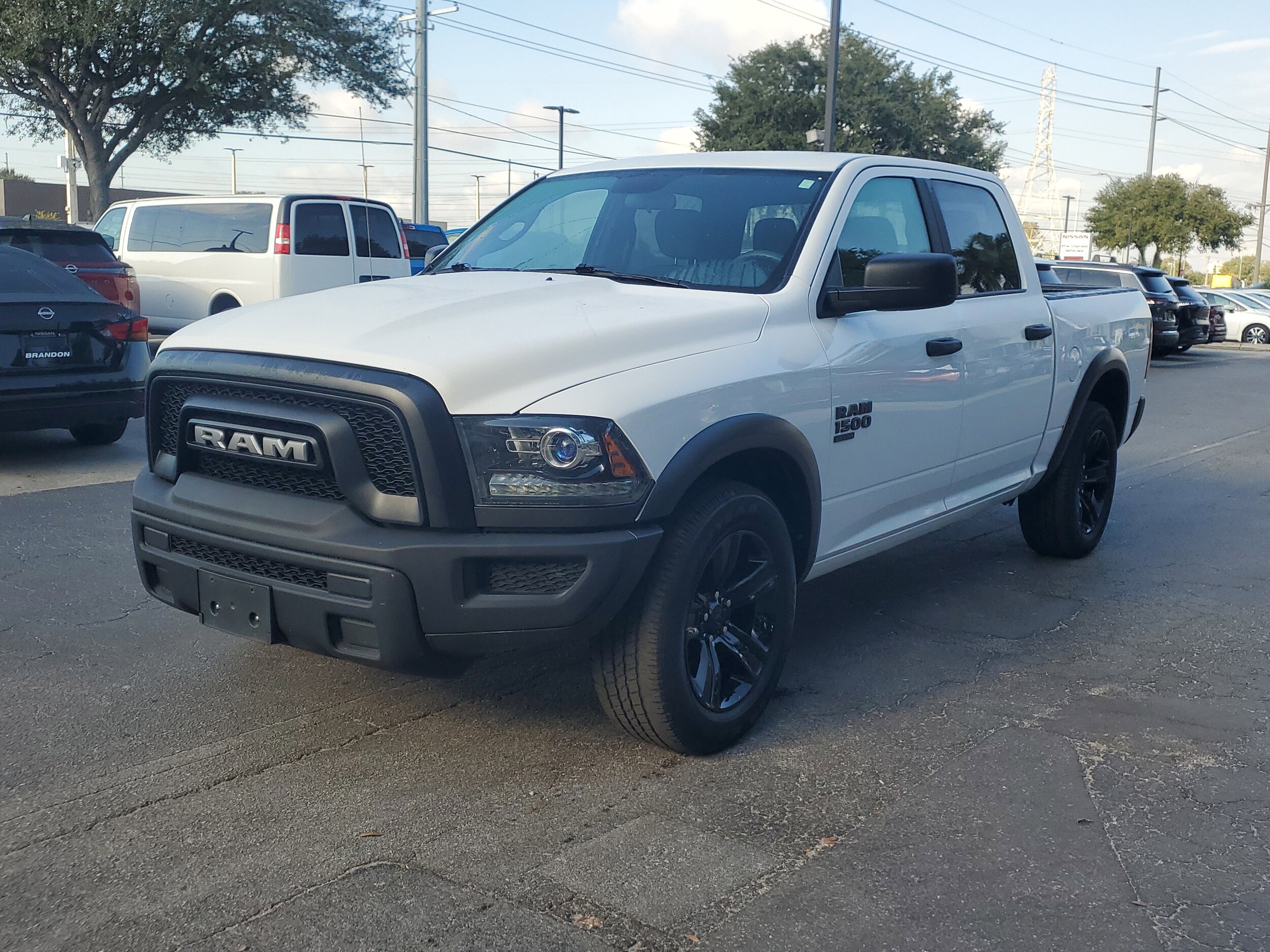 2024 Ram 1500 Classic SLT photo 3