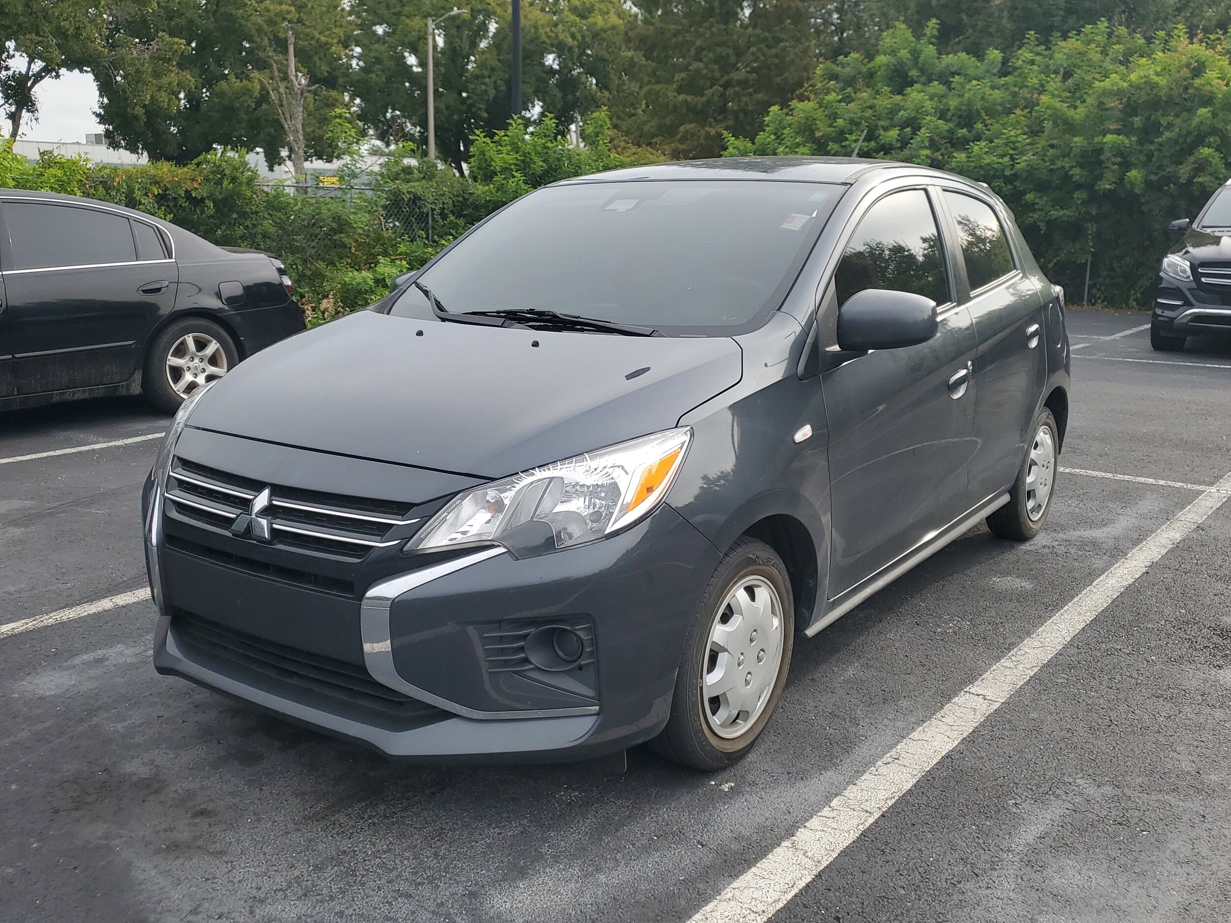 2024 Mitsubishi Mirage LE photo 3