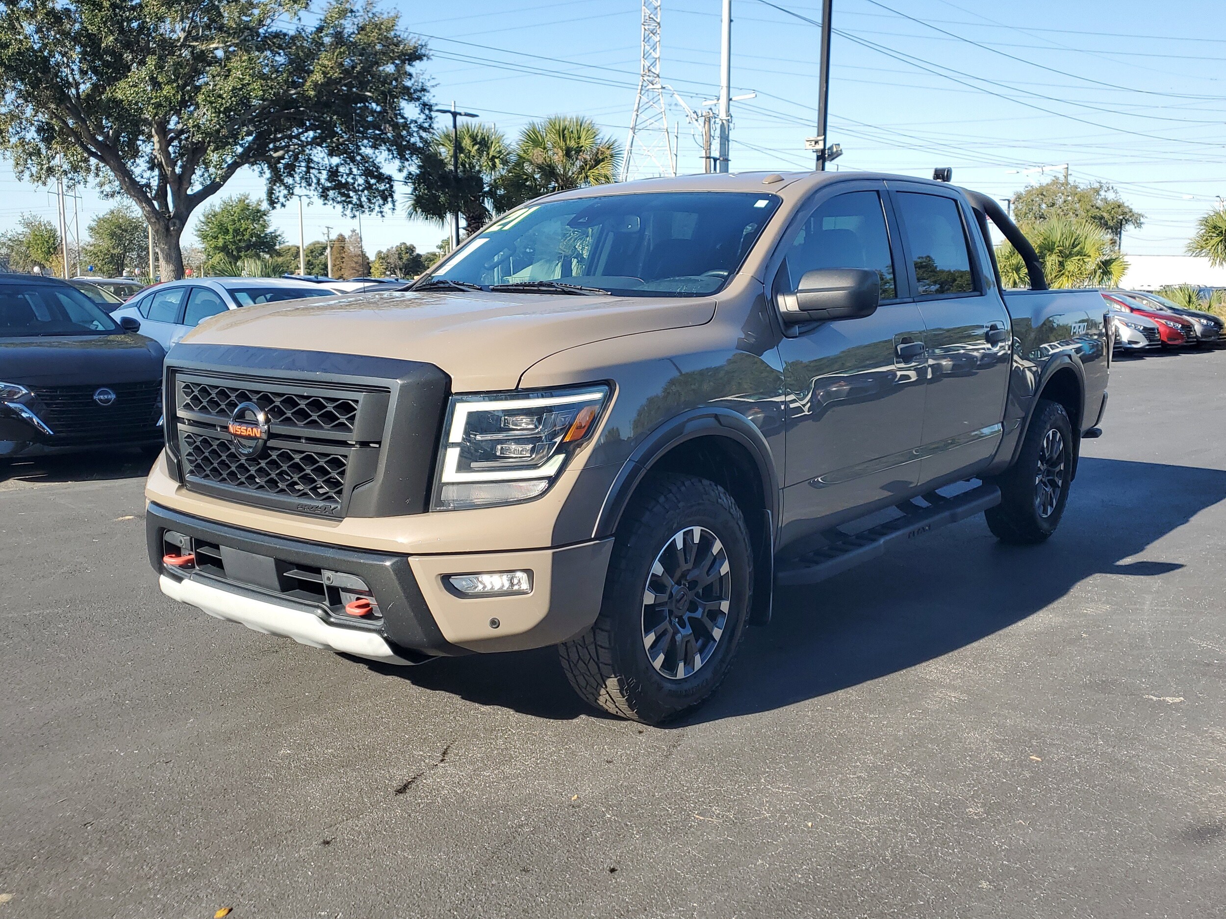 2021 Nissan Titan PRO-4X photo 3