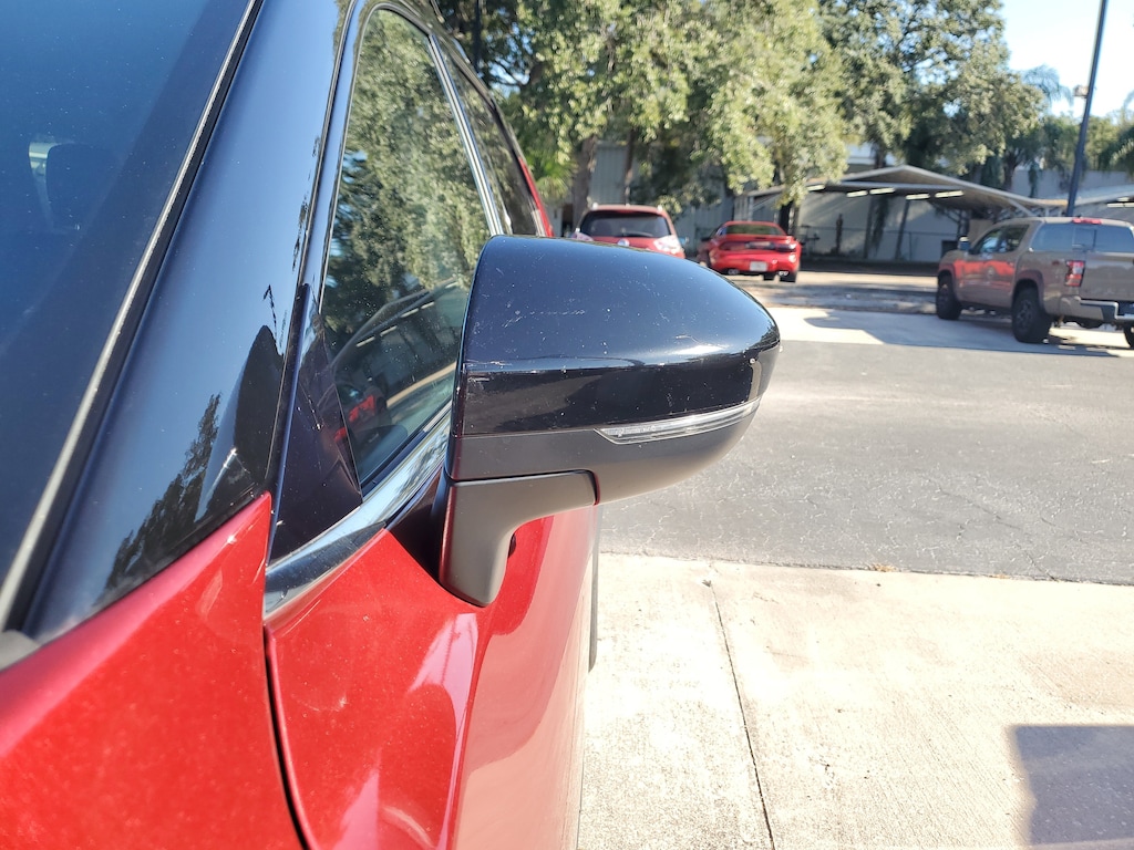 Used 2022 Nissan Pathfinder SL SUV