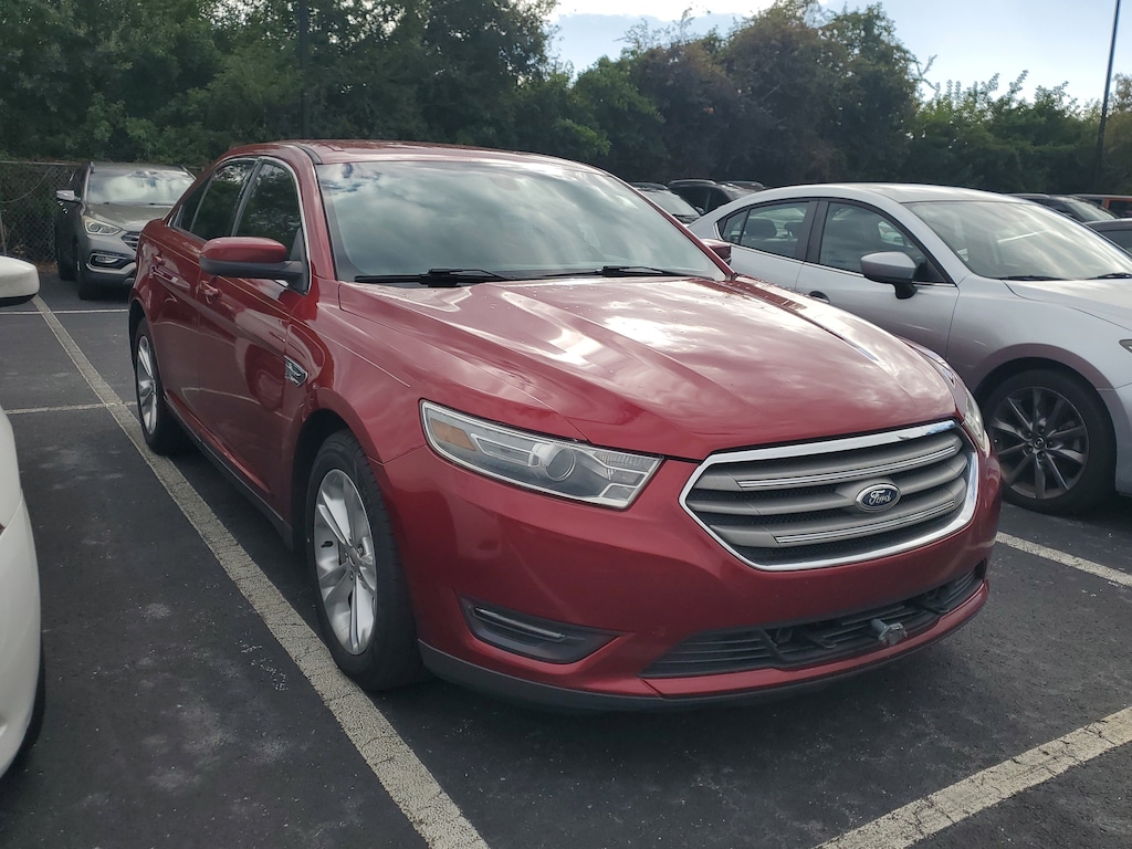 Used 2014 Ford Taurus SEL Sedan