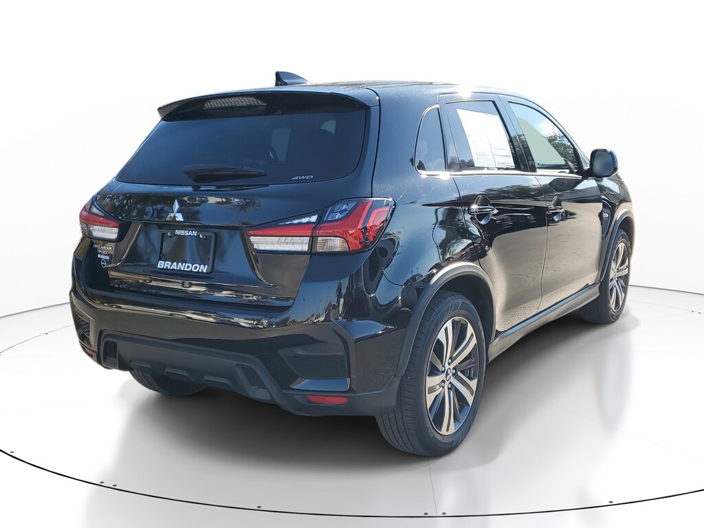 2025 Mitsubishi Outlander Sport ES SE LE photo 4