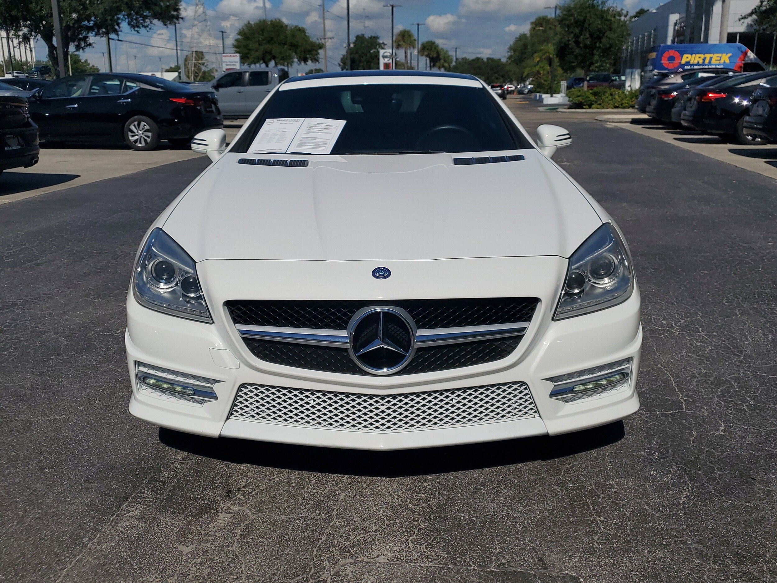 2015 Mercedes Benz SLK 350 photo 2