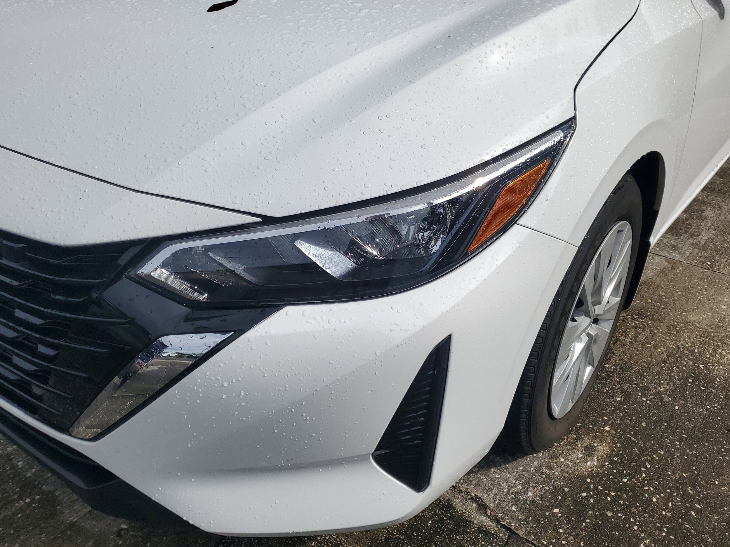 2024 Nissan Sentra S photo 2