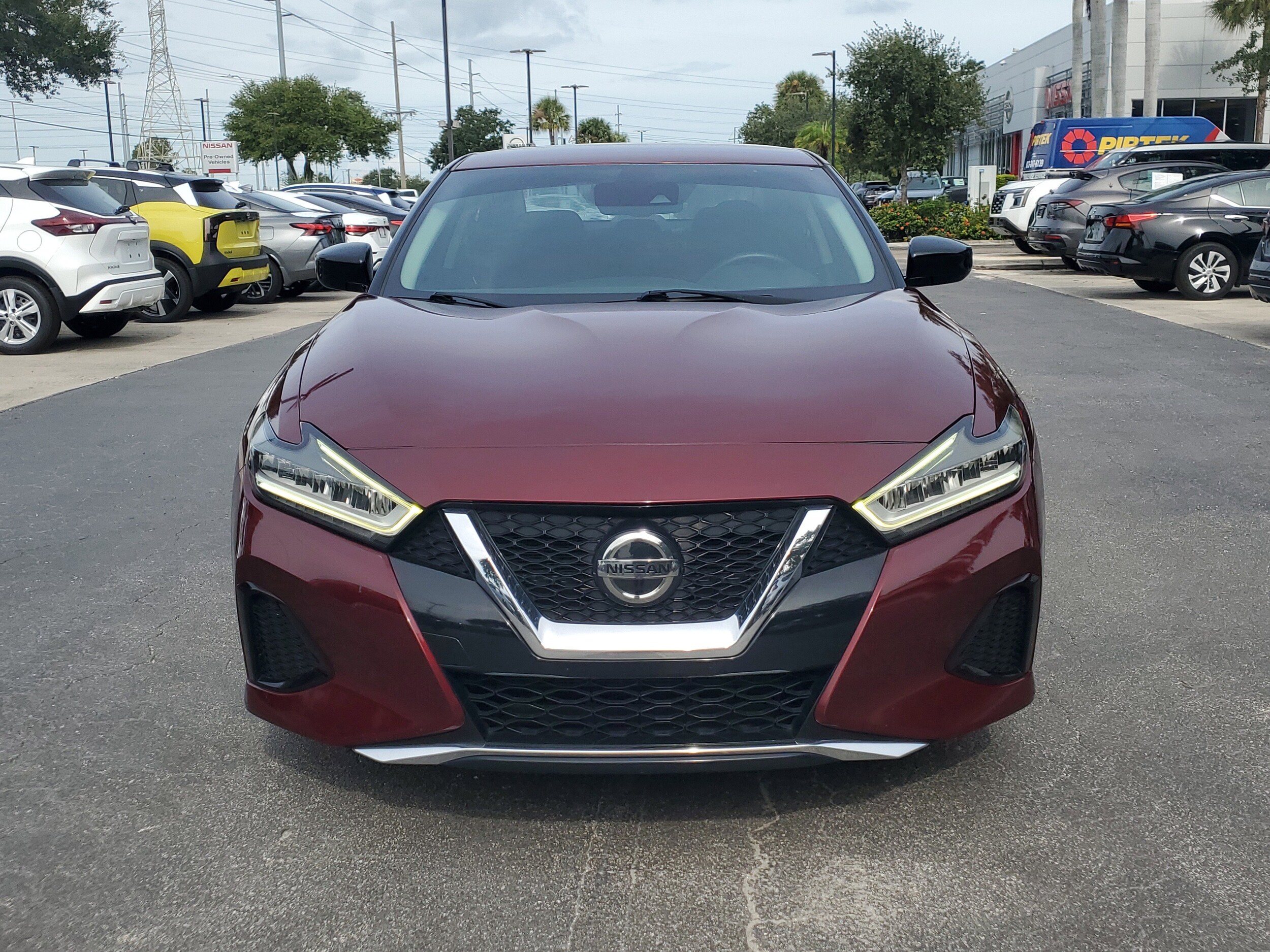 2020 Nissan Maxima S photo 2