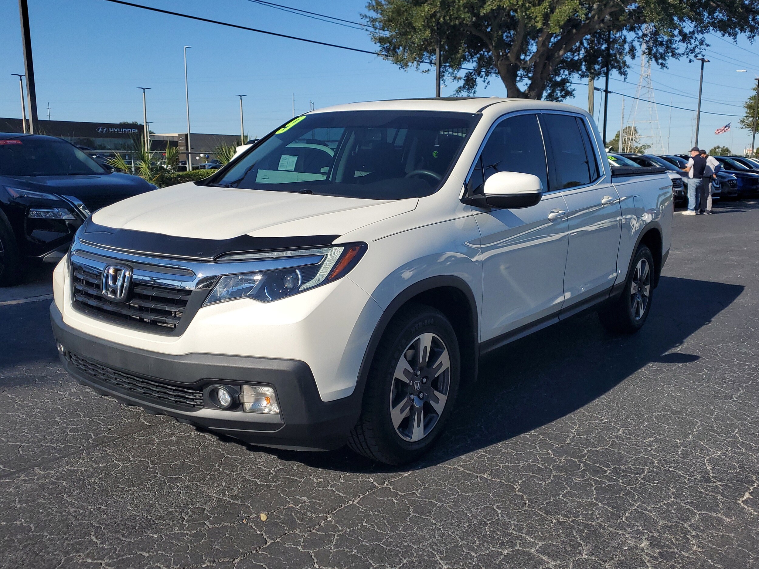 2019 Honda Ridgeline RTL-T photo 4
