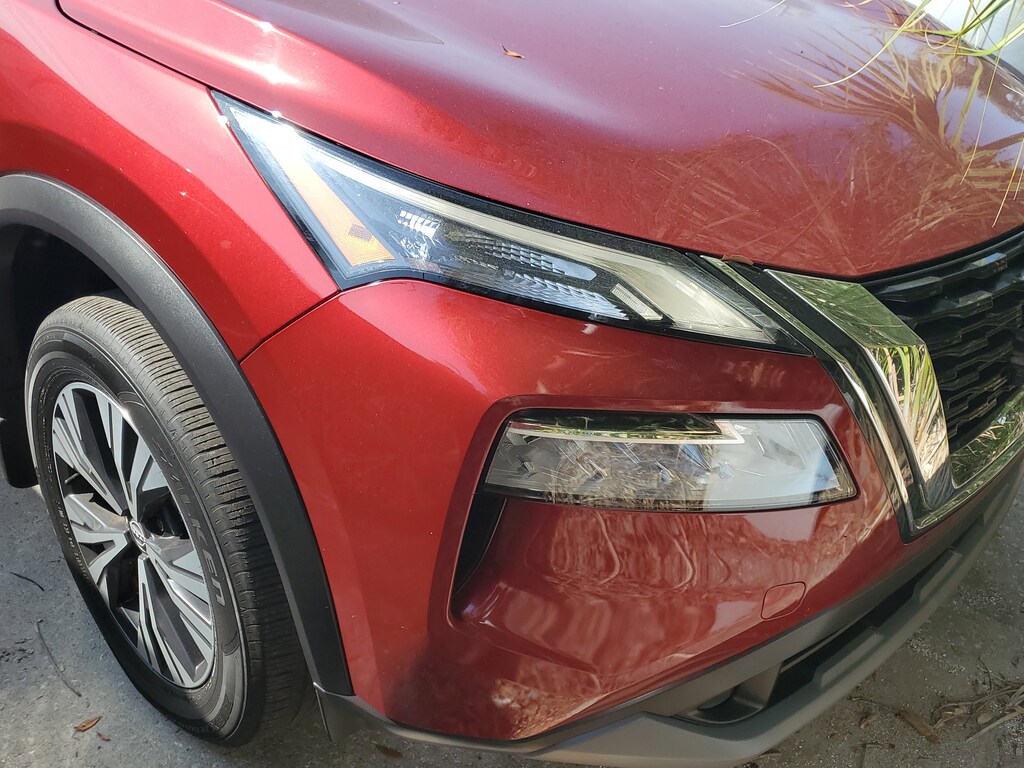 2022 Nissan Rogue SV photo 3