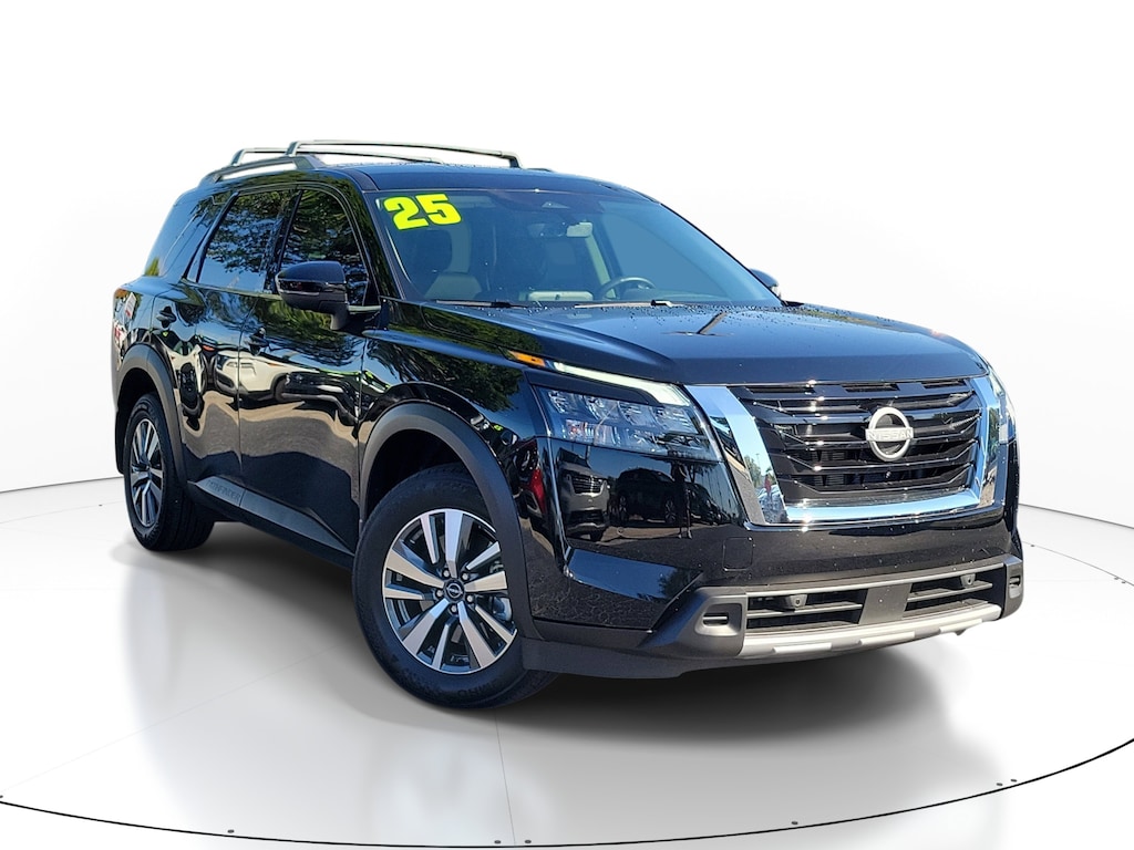 Certified 2025 Nissan Pathfinder SL SUV