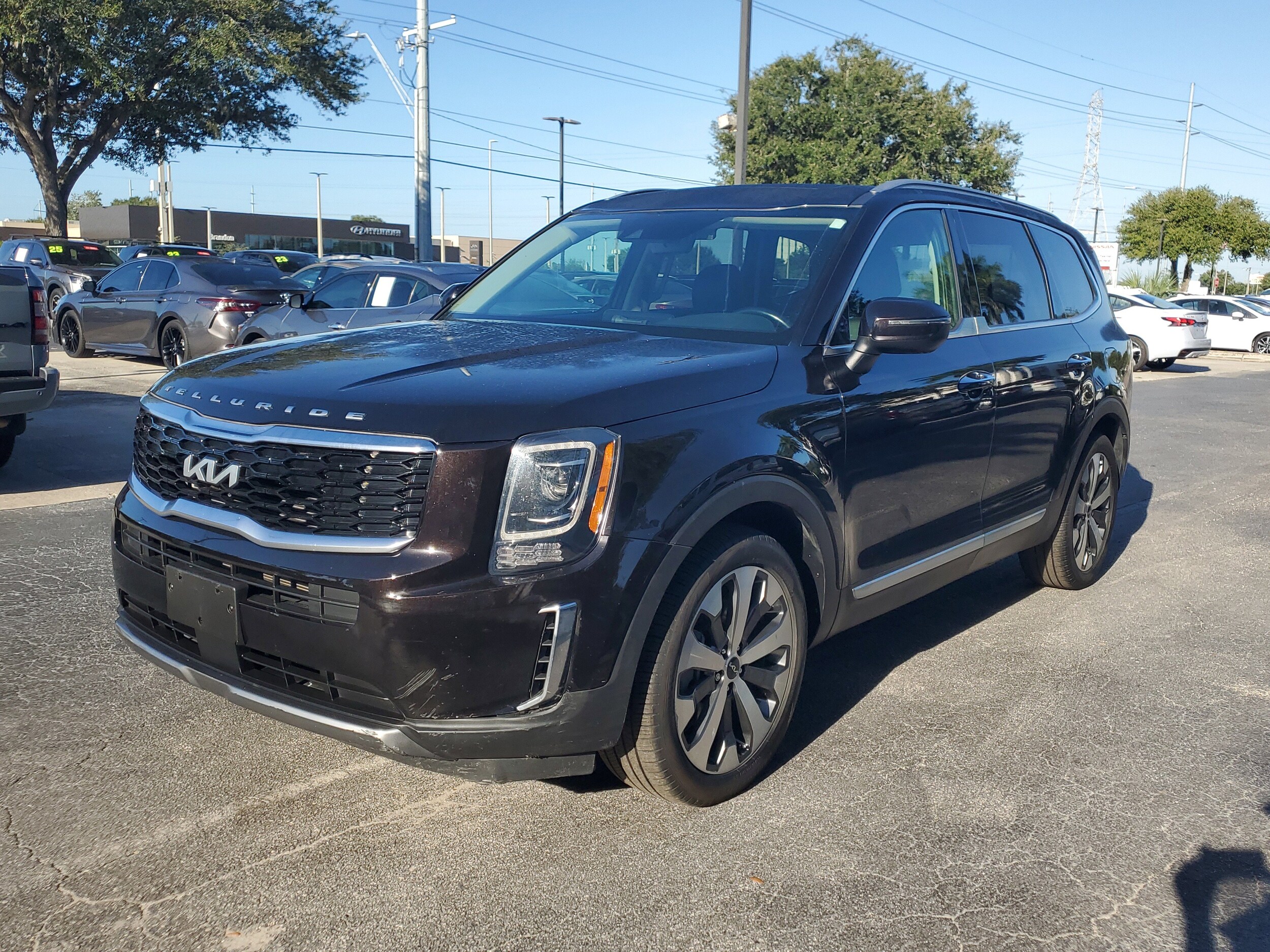 2022 Kia Telluride S photo 3