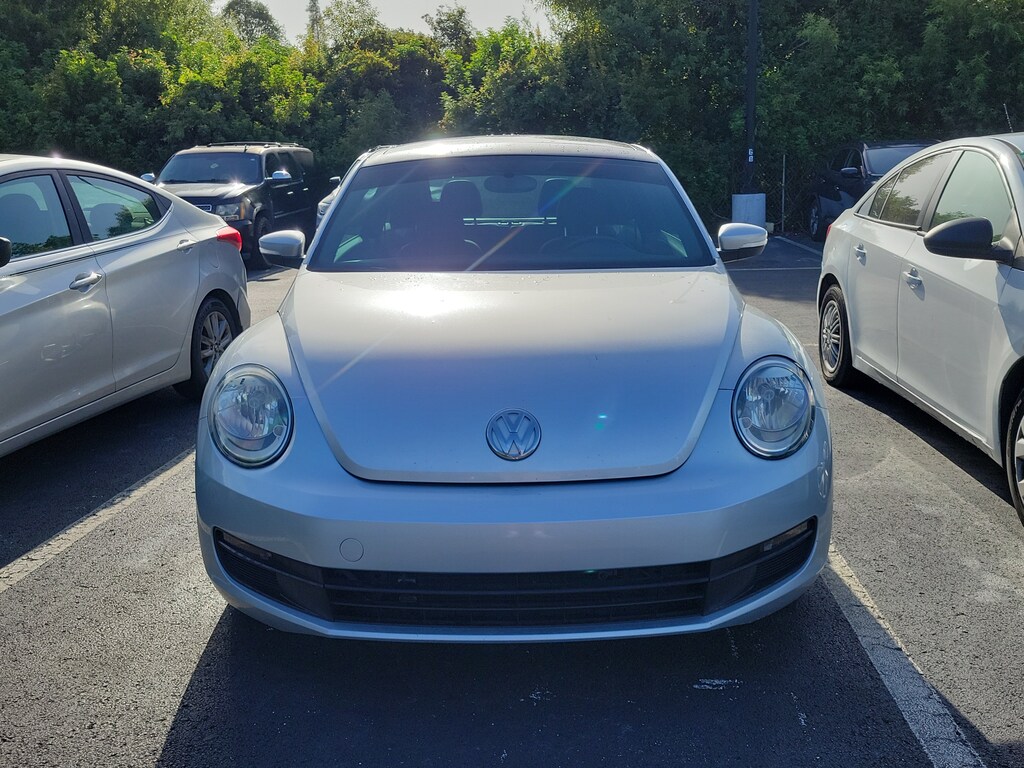 Used 2012 Volkswagen Beetle 2.5L w/PZEV Hatchback