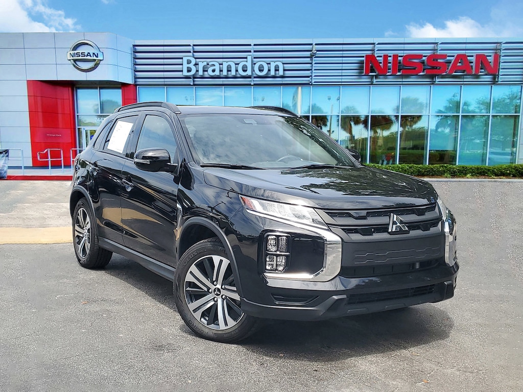 2023 Mitsubishi Outlander Sport GT photo 2