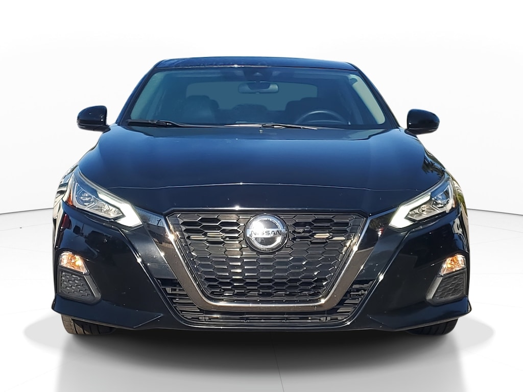 Used 2020 Nissan Altima 2.5 SR Sedan