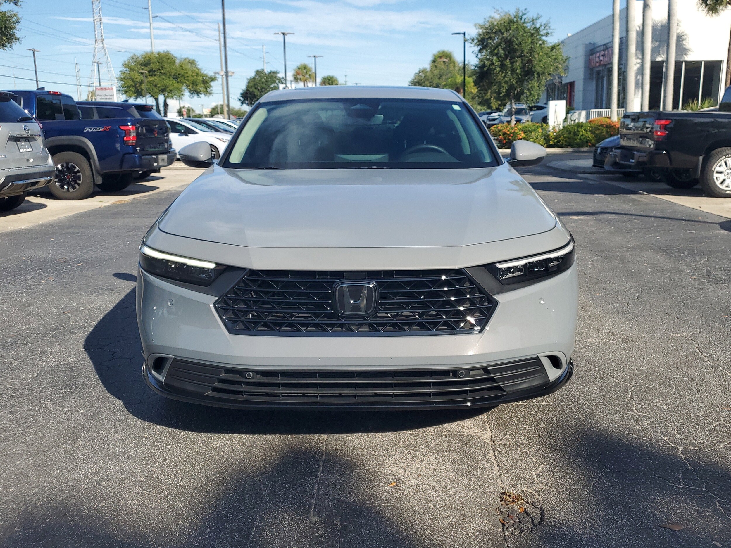2024 Honda Accord Hybrid EX-L photo 2