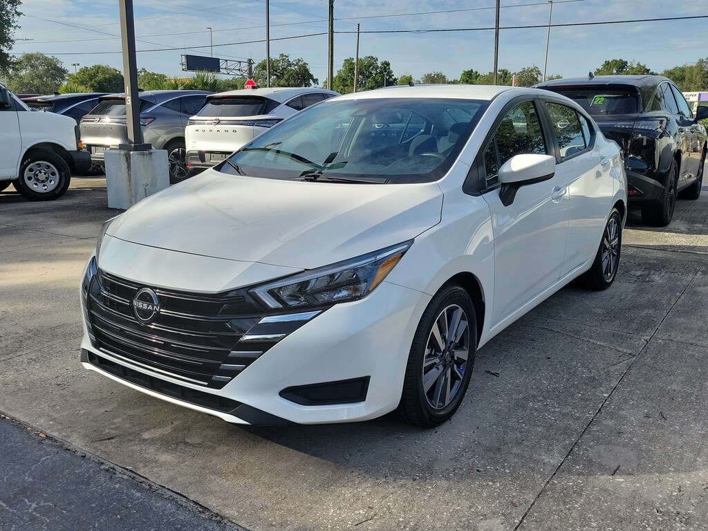Certified 2025 Nissan Versa 1.6 SV Sedan