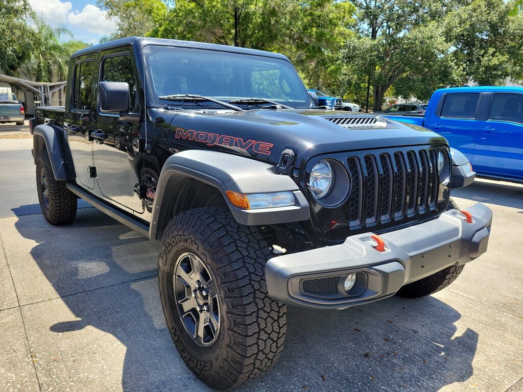 Used 2023 Jeep Gladiator Mojave Truck Crew Cab