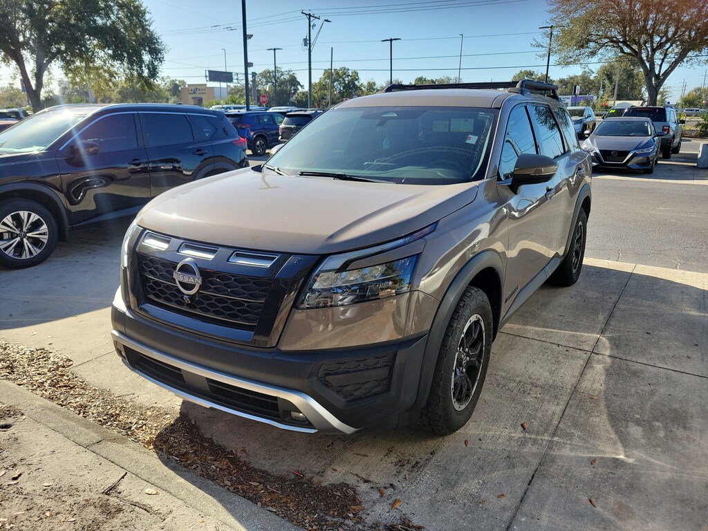 2023 Nissan Pathfinder Rock Creek photo 2